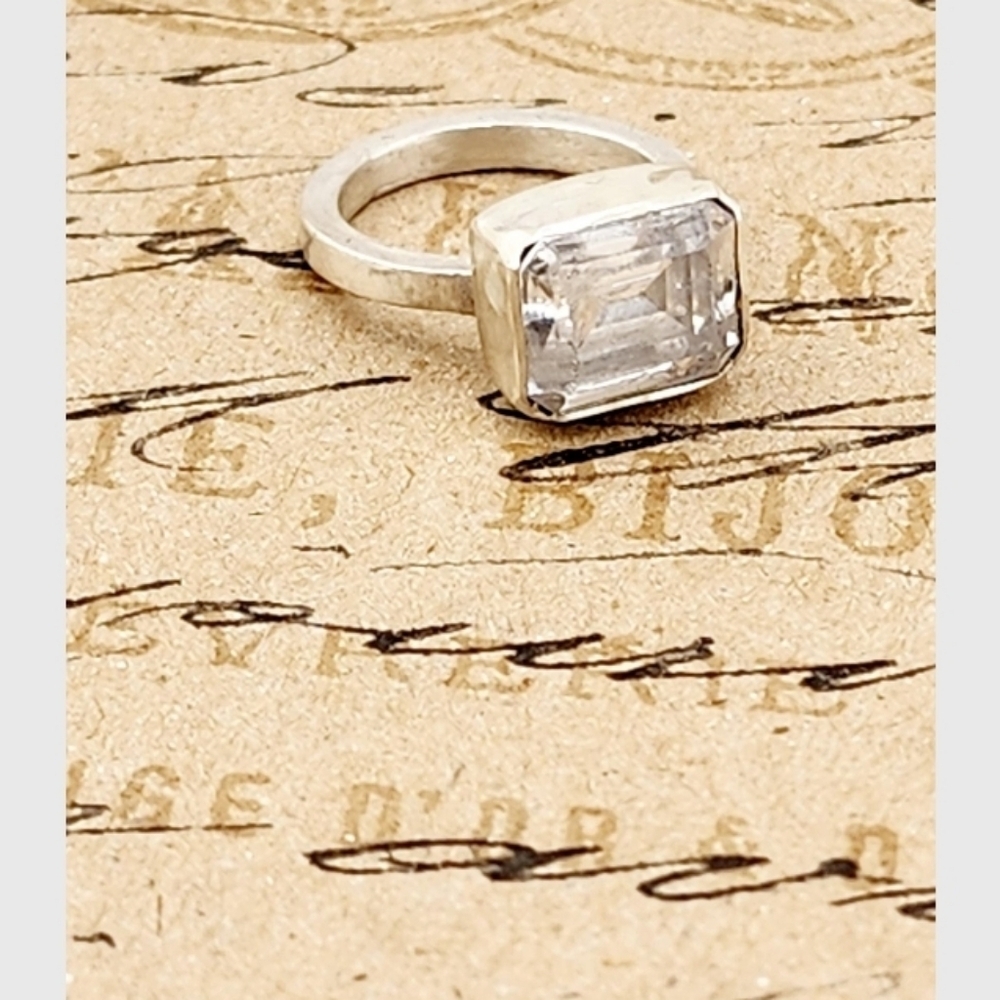 CUBIC ZIRCONIA CLEAR CRYSTAL RING HANDMADE STERLING SILVER WOMENS SIZE 5.5
